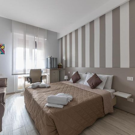 Chezromyk The Kosher B&B ミラノ エクステリア 写真