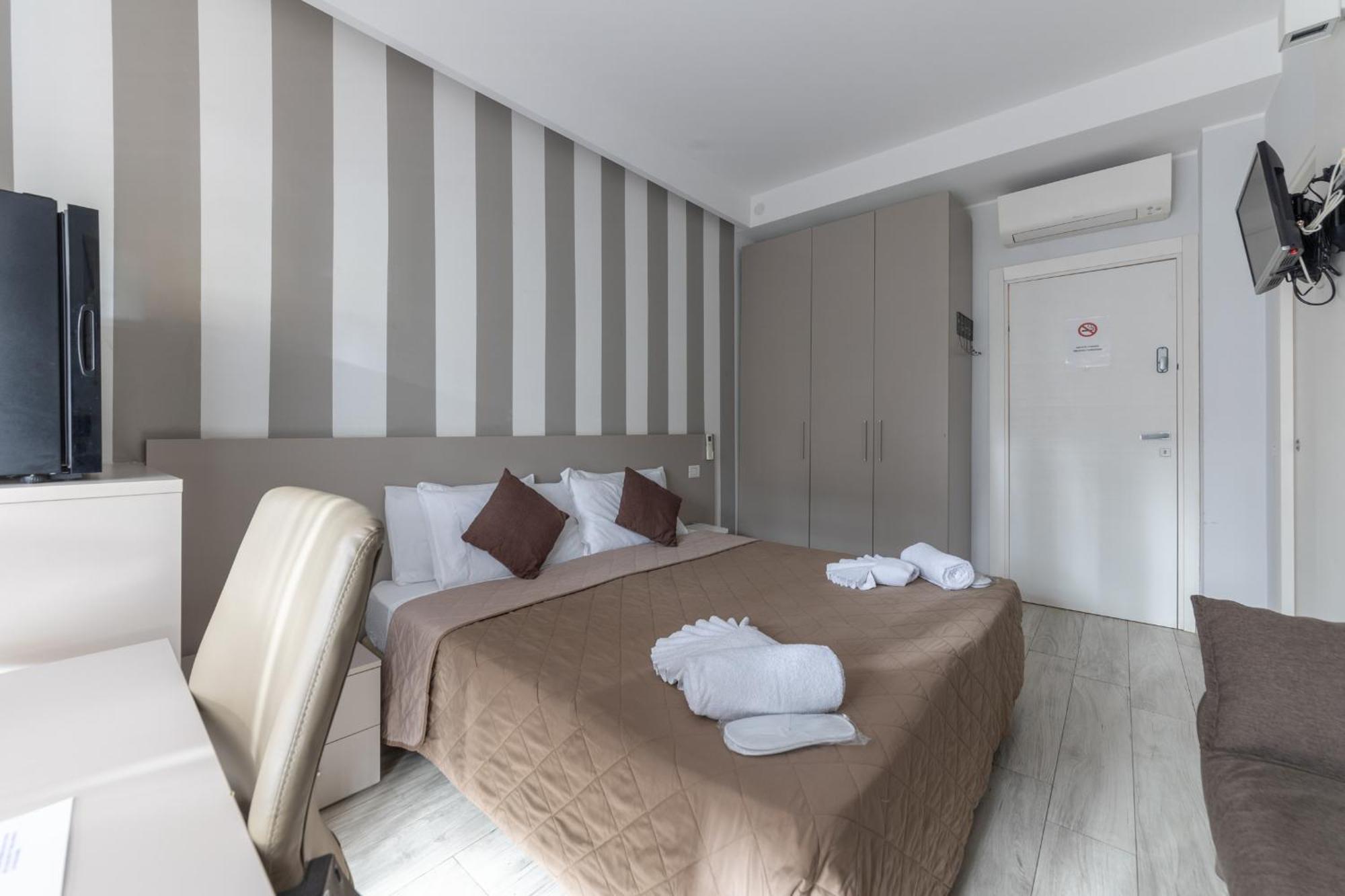 Chezromyk The Kosher B&B ミラノ エクステリア 写真